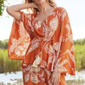 MAURICE’S ORANGE AND WHITE LOUNGE SET SZ XL